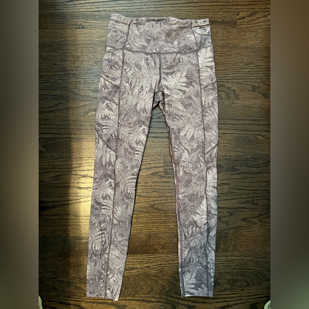 Fast And Free High-Rise Tight 28” Pockets